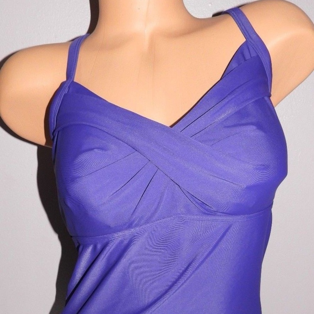 36D/DD Athleta Tall Swim Top Tankini